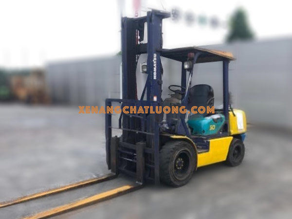 Xe Nâng Dầu KOMATSU FD30C-12