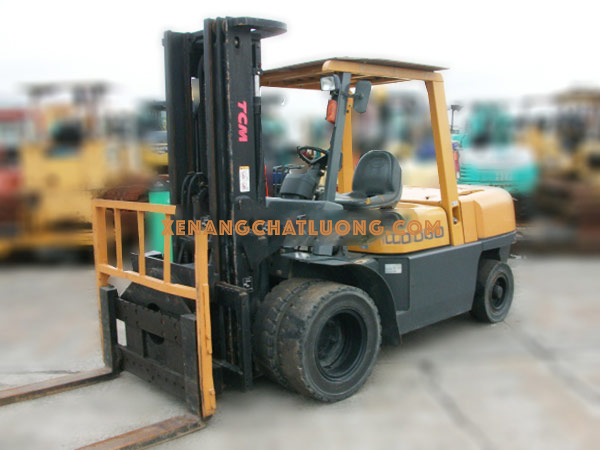 Xe nâng dầu TCM FD50T8